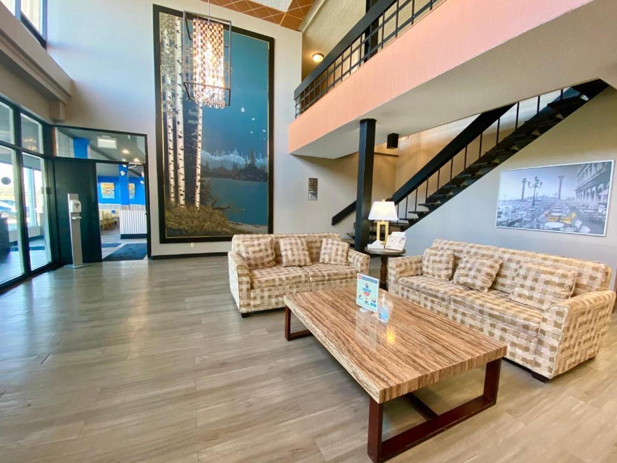 Ramada By Wyndham Whitecourt Ξενοδοχείο Εξωτερικό φωτογραφία