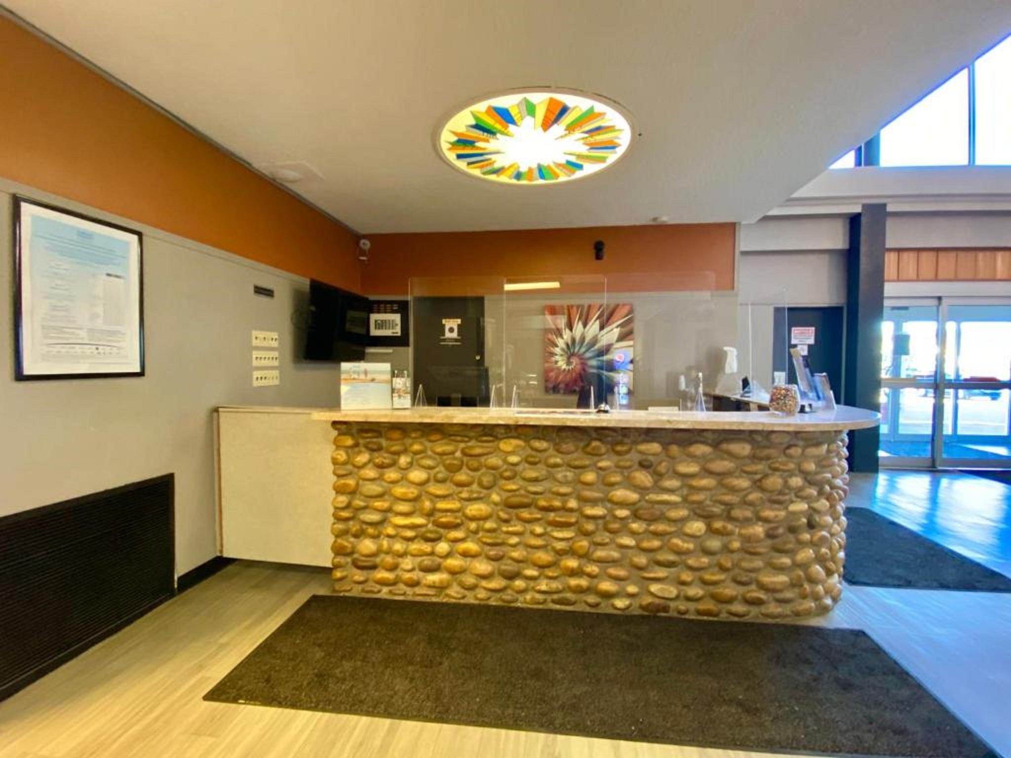 Ramada By Wyndham Whitecourt Ξενοδοχείο Εξωτερικό φωτογραφία
