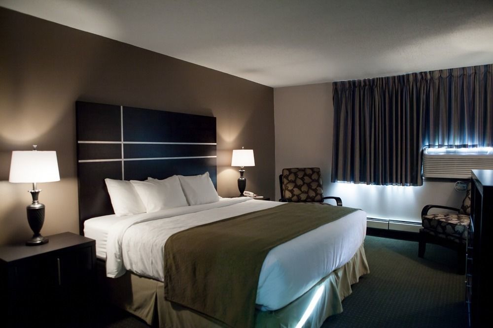 Ramada By Wyndham Whitecourt Ξενοδοχείο Εξωτερικό φωτογραφία